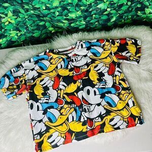 Disney Mickey Goofy Donald Characters ahort sleeve top size L